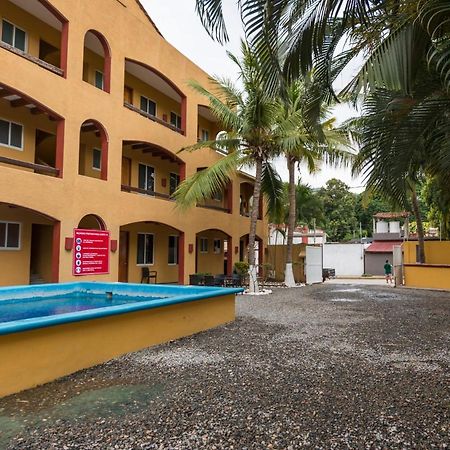 Hotel Cuamatzi ซีฮัวตาเนโค ภายนอก รูปภาพ