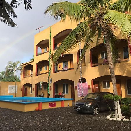 Hotel Cuamatzi ซีฮัวตาเนโค ภายนอก รูปภาพ