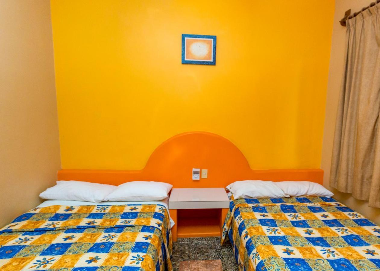 Hotel Cuamatzi ซีฮัวตาเนโค ภายนอก รูปภาพ